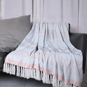 Comfortable tassel sofa  blanket 50% acrylic 50% polyester